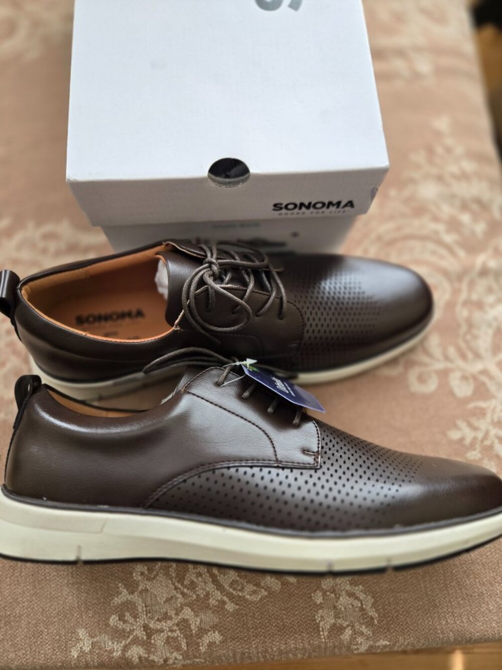 NIB Men's Casual Shoes - Size 9 - Brown